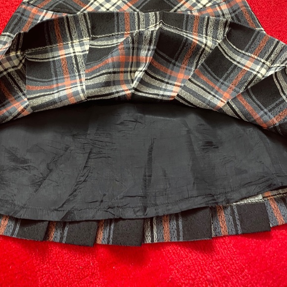 Vintage Mini Skirt - Picture 4 of 4